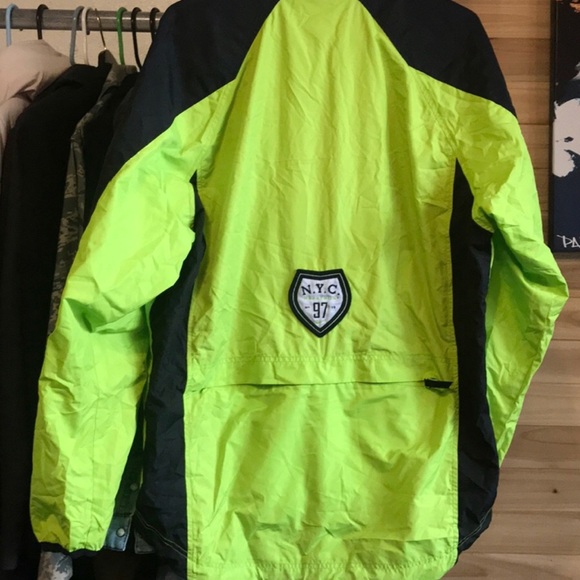 Nike vintage nyc running jacket from 1997 - Picture 4 of 5